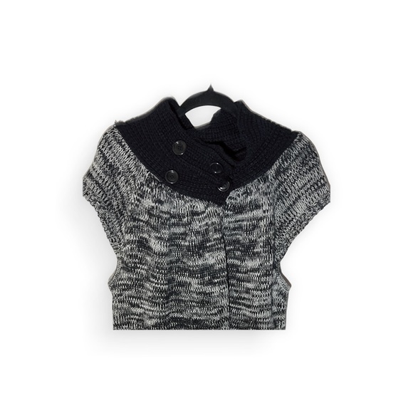 JouJou Button Front Cardigan Wrap Sweater
Size 2XL Sleeveless Black and White - Picture 3 of 5